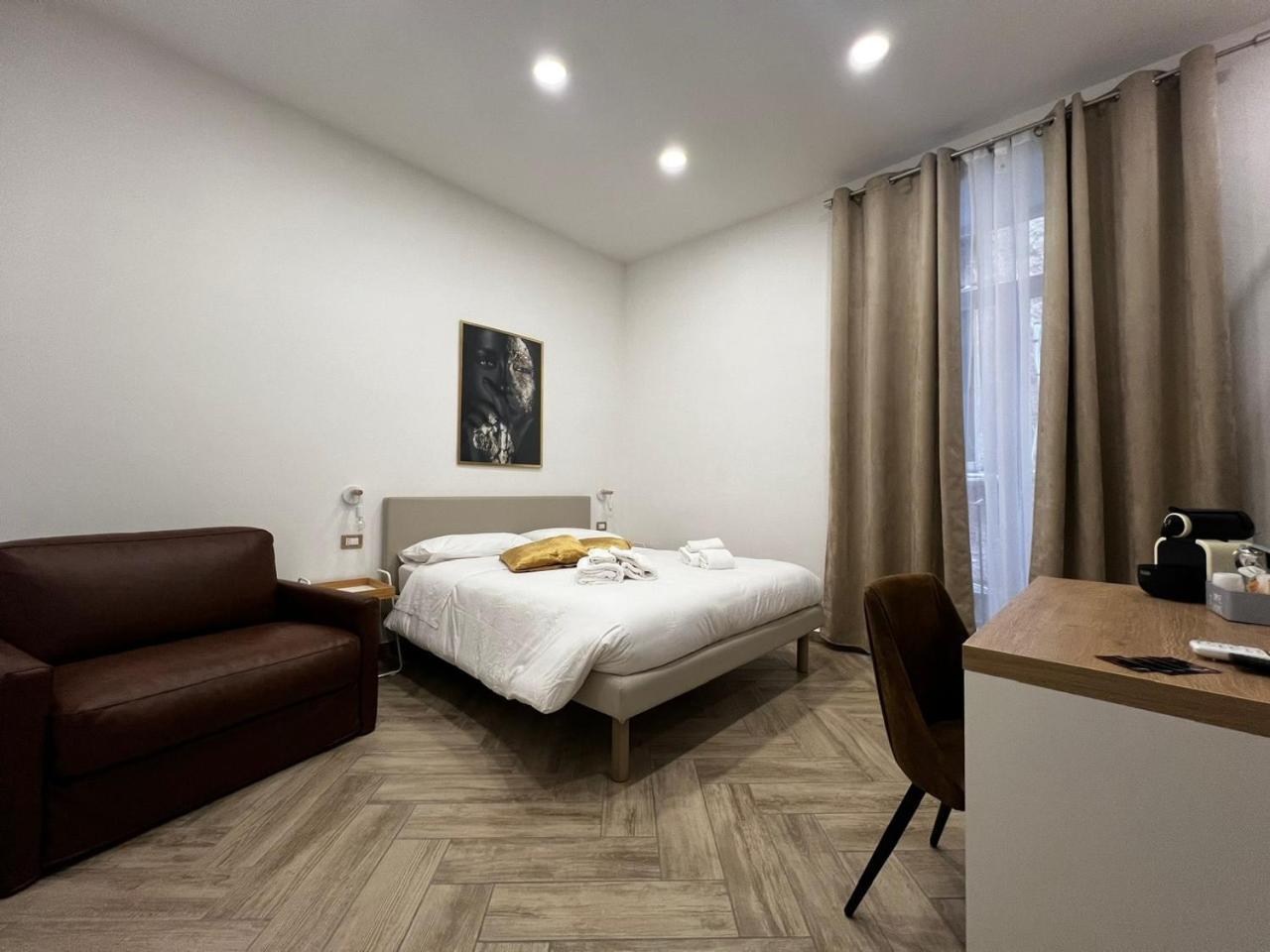 Dimora Dei Decumani Bed & Breakfast Napoli Ngoại thất bức ảnh